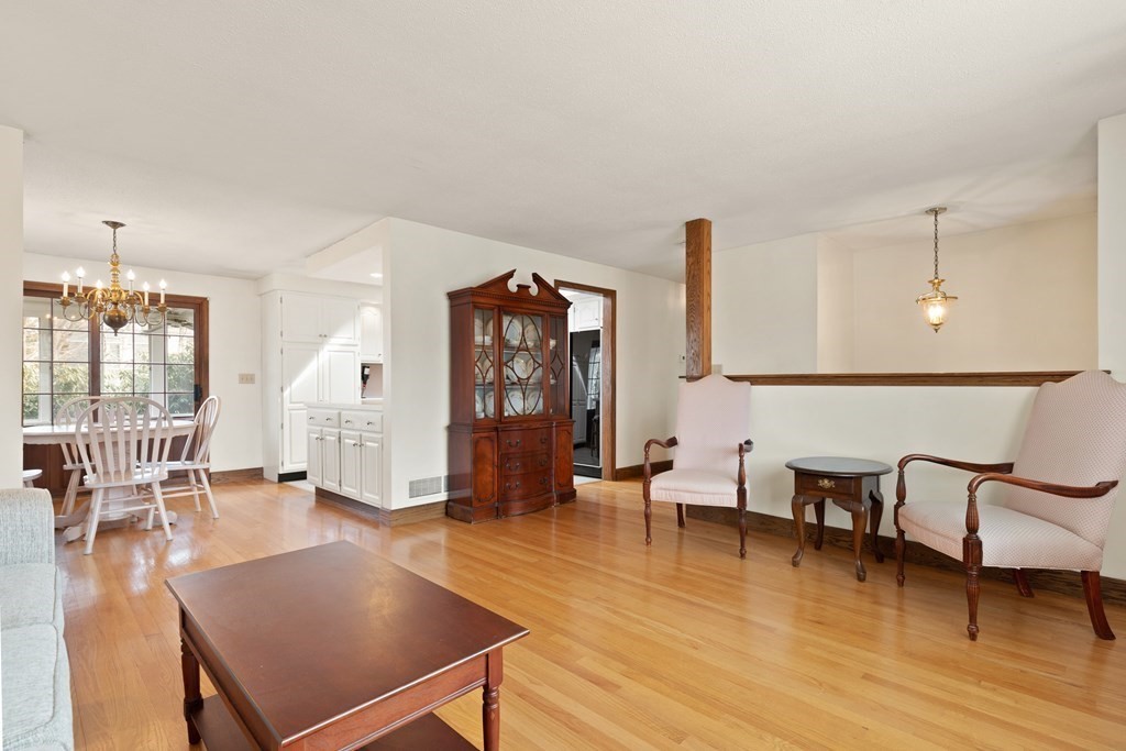 36 Audubon Road Norwood, MA 02062 - Photo 4 of 37 Gallery Image 4