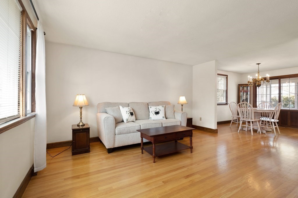 36 Audubon Road Norwood, MA 02062 - Photo 5 of 37 Gallery Image 5