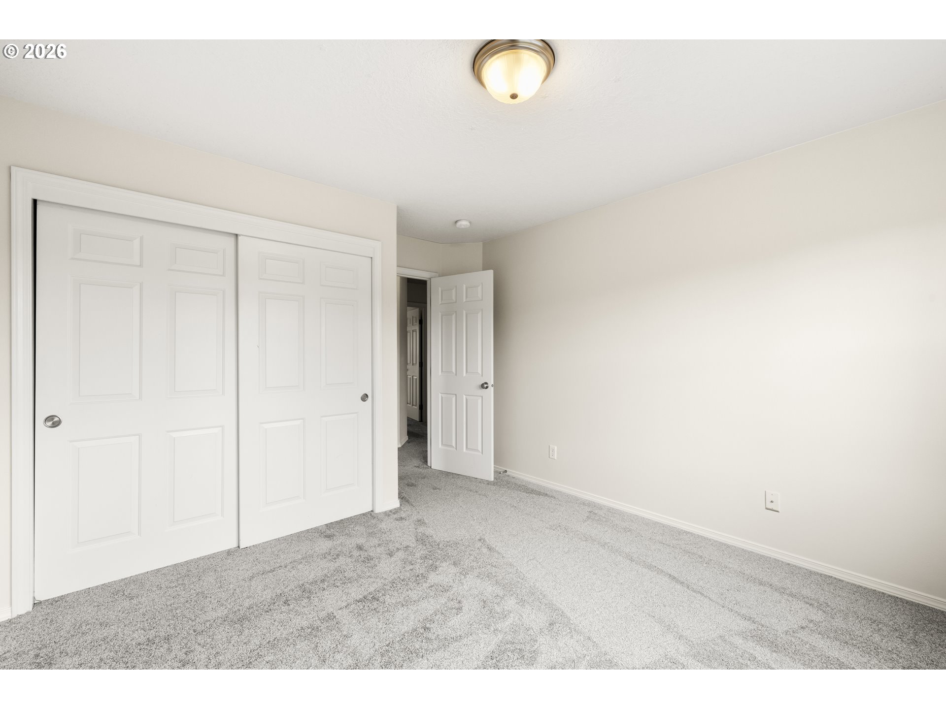 535 Maple Street Mount Angel, OR 97362 - Photo 32 of 48 a view of an empty room
