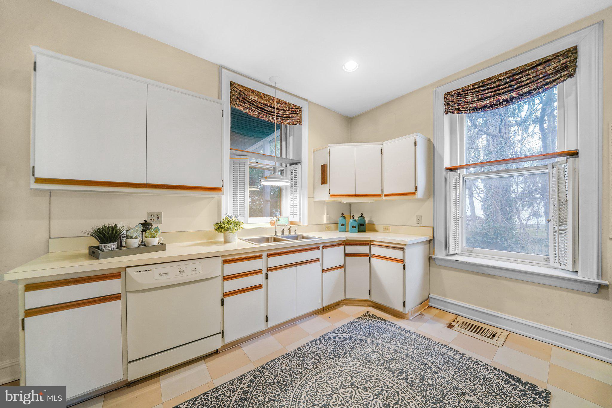 301 North Providence Road Wallingford, PA 19086 - Photo 13 of 27