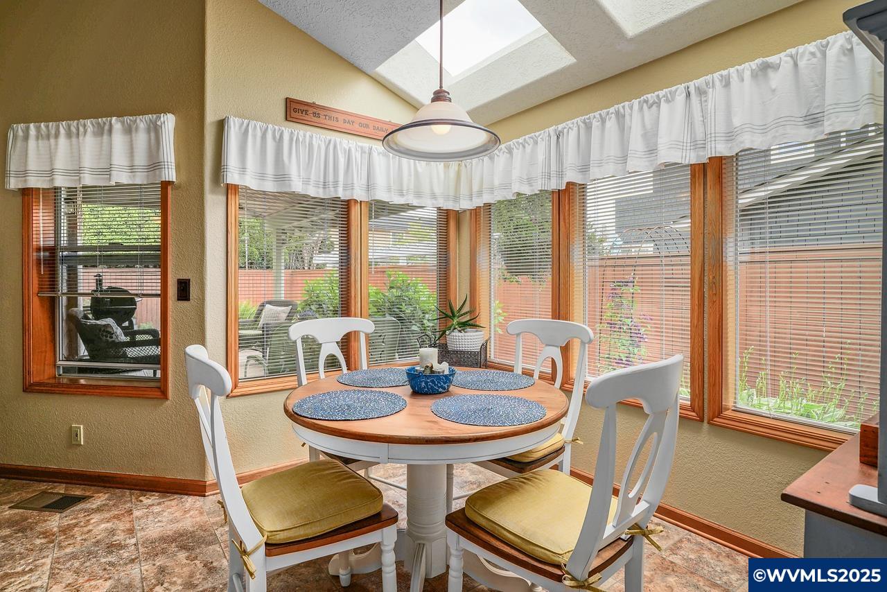 1065 Ridgepoint Street Northeast Keizer, OR 97303 - Photo 13 of 45