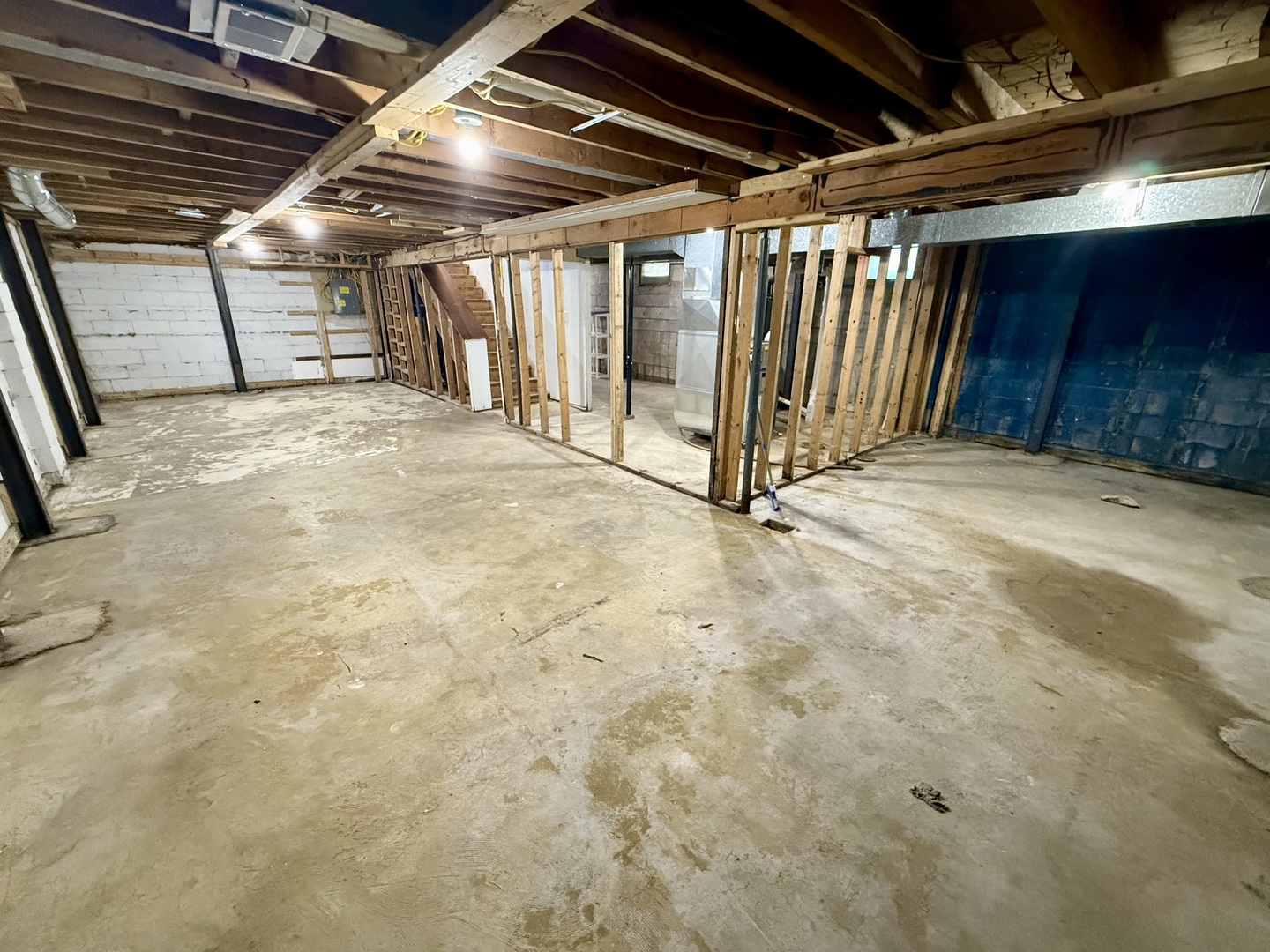 207 East Illinois Street Cambridge, IL 61238 - Photo 27 of 29 a view of an empty room