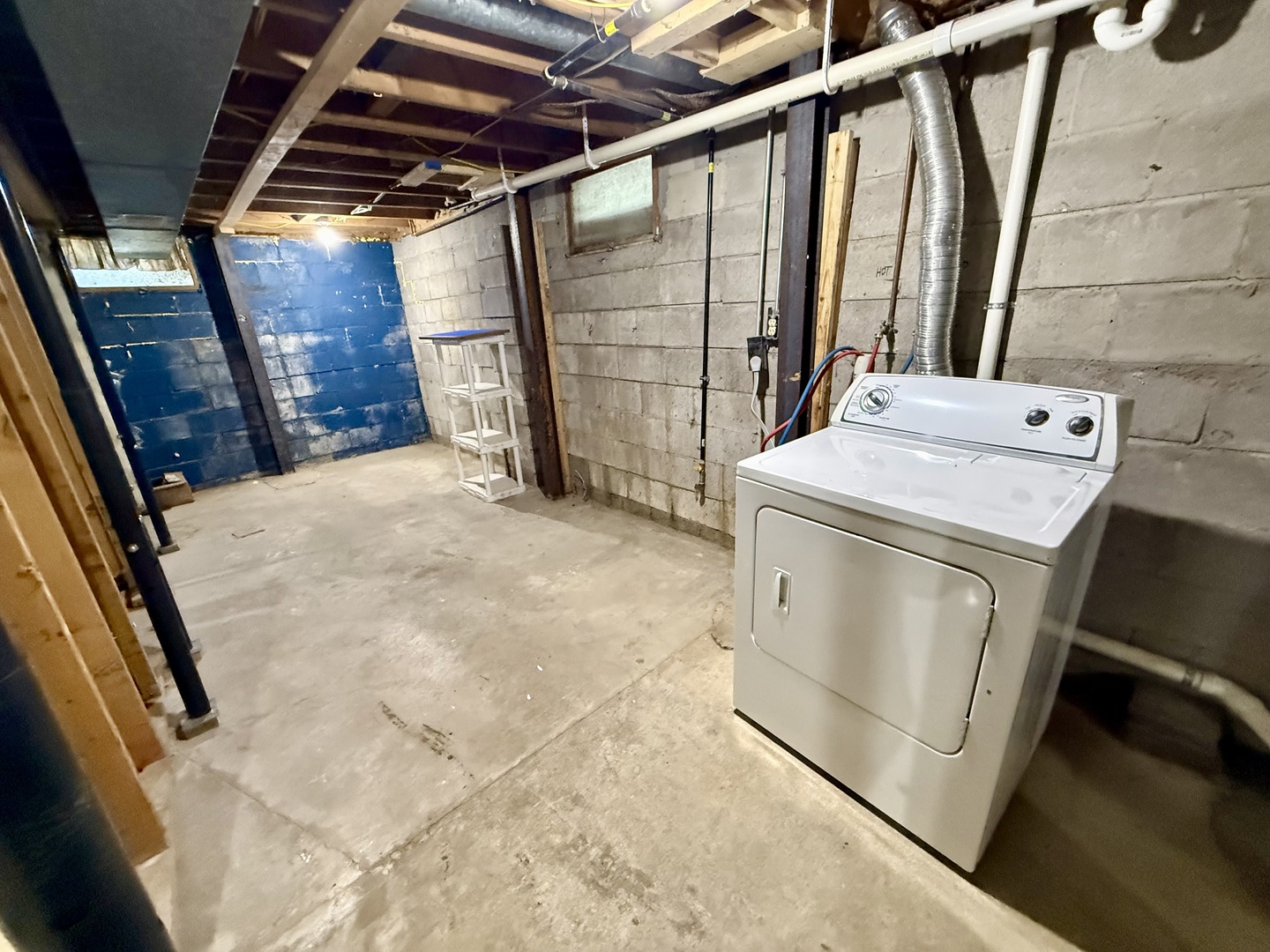 207 East Illinois Street Cambridge, IL 61238 - Photo 28 of 29 a utility room with dryer and washer