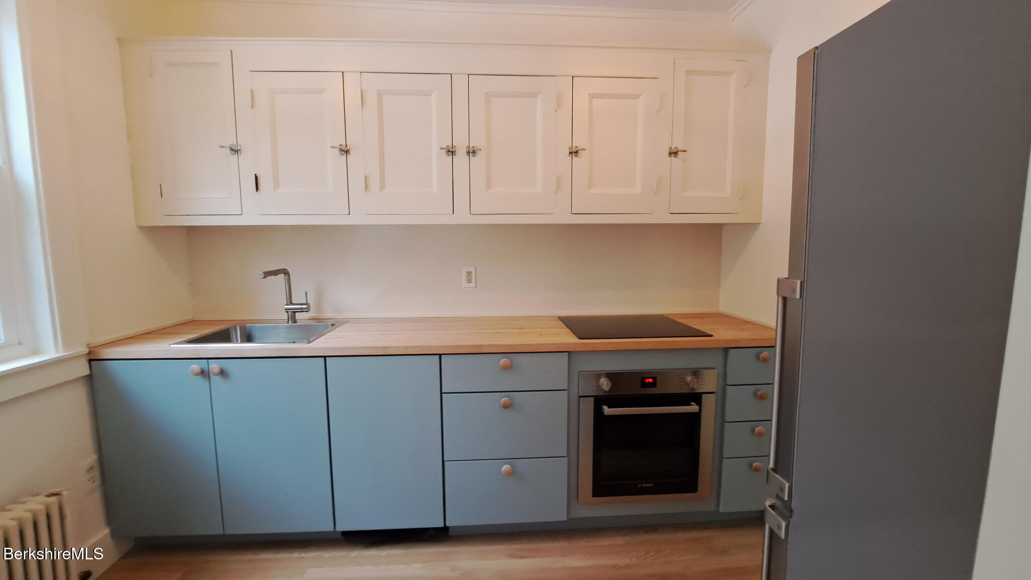 57 Main Street, Unit 10 Stockbridge, MA 01262 - Photo 8 of 12 57 Main Kitchen