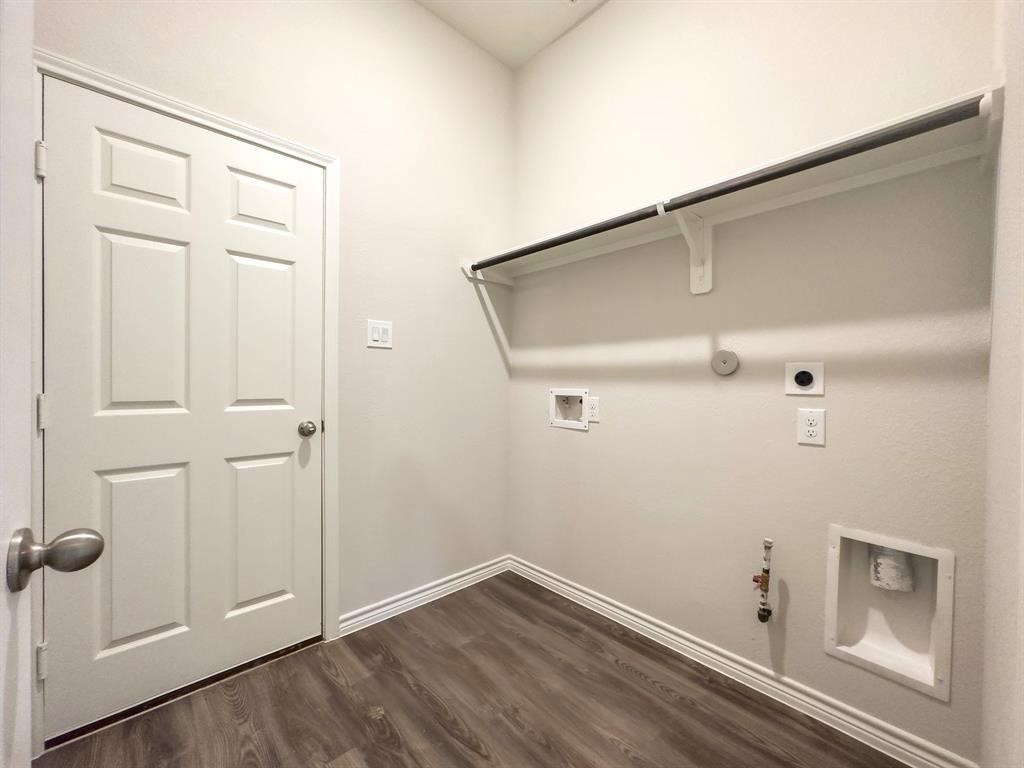 306 Helen Street Cleveland, TX 77328 - Photo 11 of 13