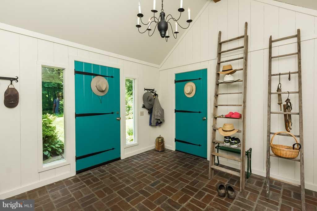88 Morgan Creek Road Earleville, MD 21919 - Photo 3 of 30 Foyer