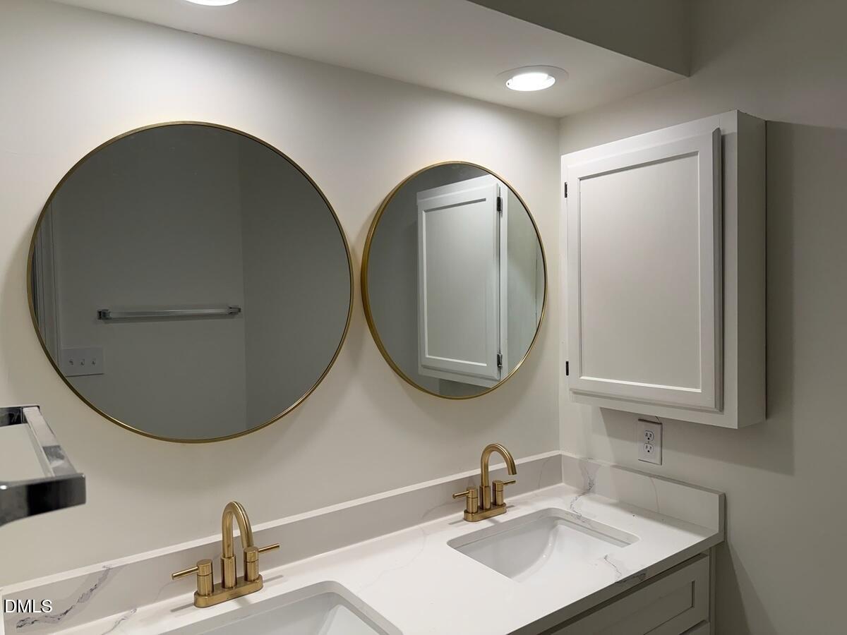 5500 Fortunes Ridge Drive, Unit 70B Durham, NC 27713 - Photo 33 of 45 IMG_0477.safe-render