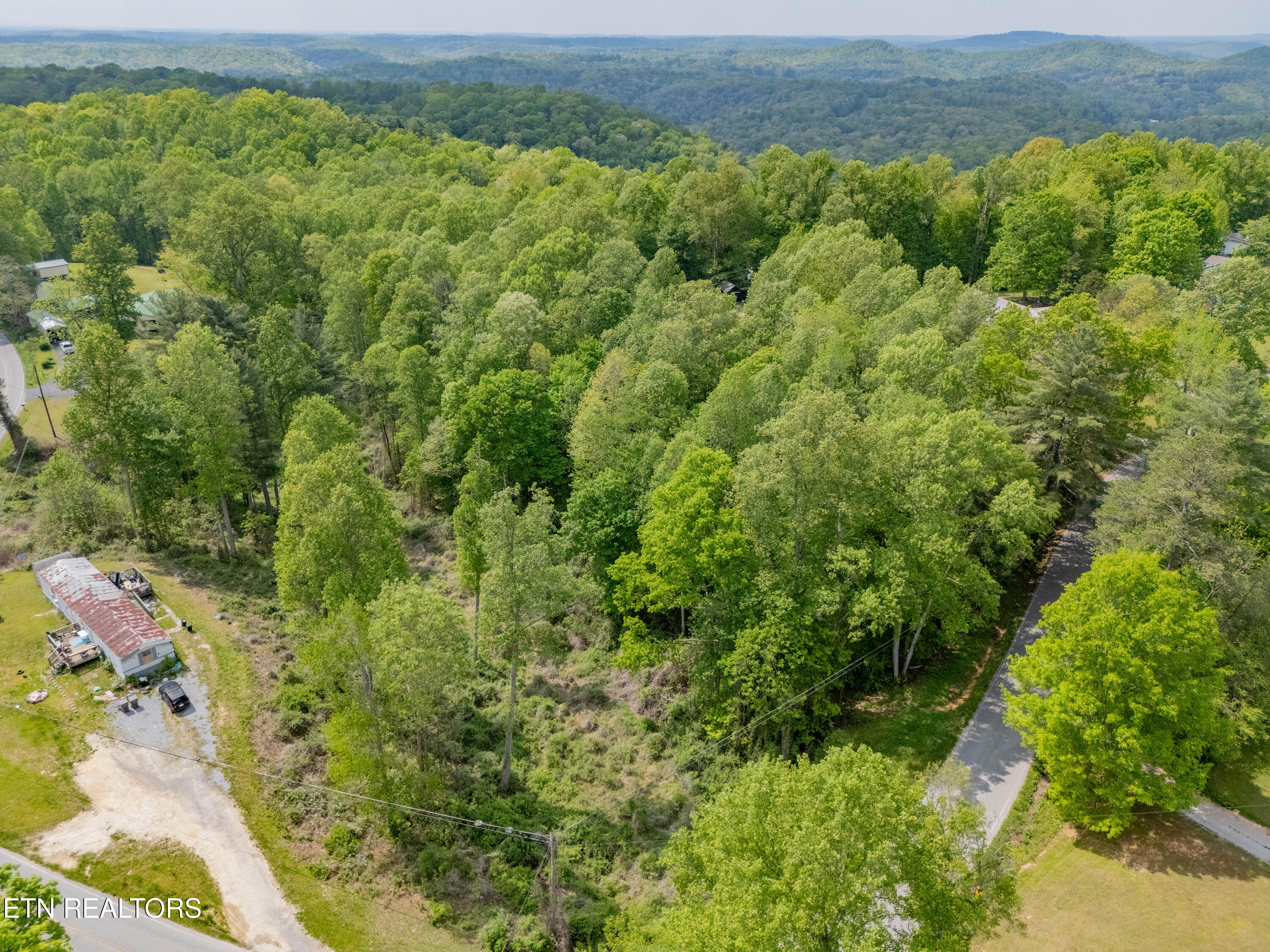 Catoosa Road Wartburg, TN 37887 - Photo 11 of 13 DJI_20250429152833_0500_D-HDR