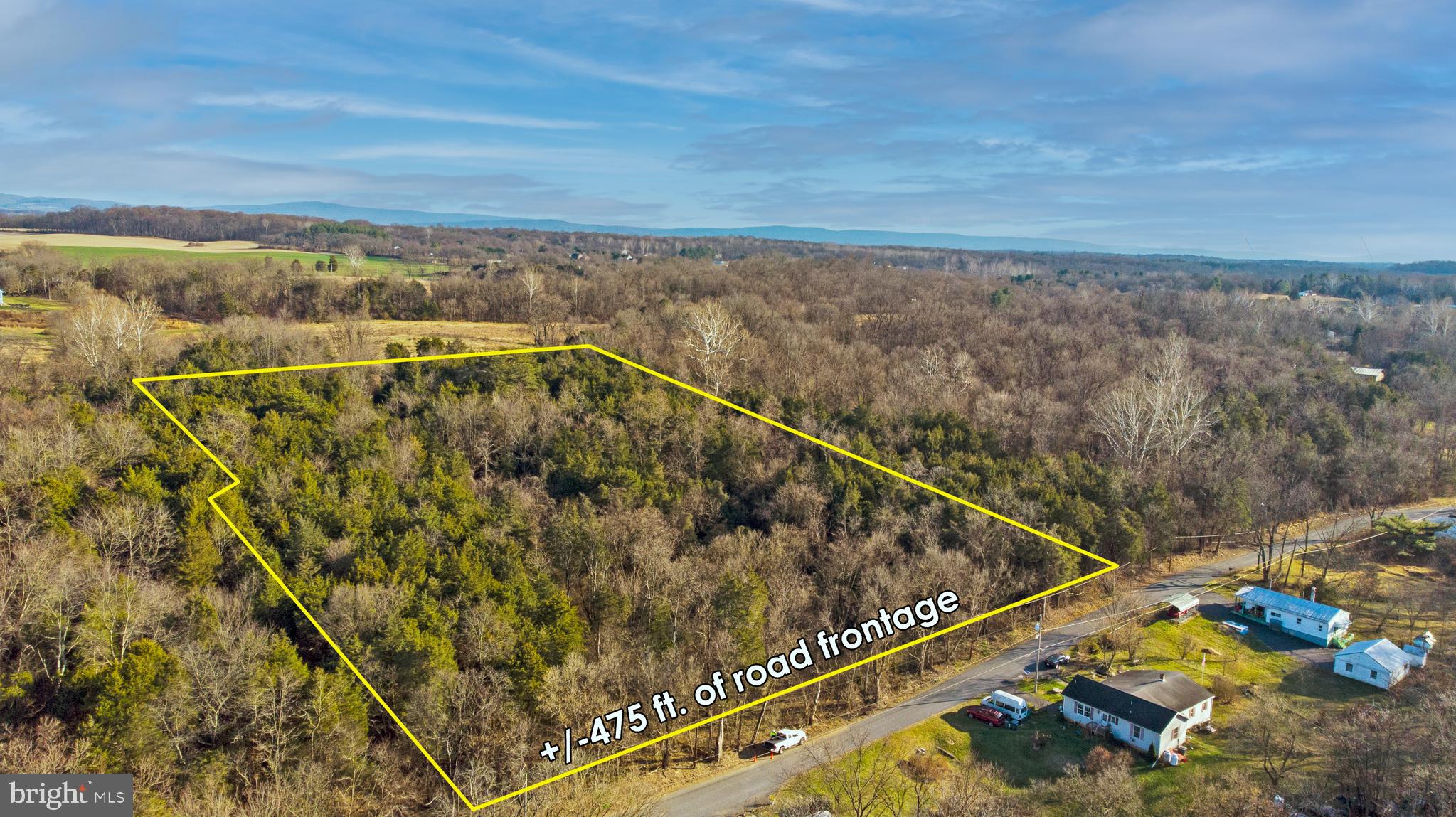 8103 Avis Mill Road Williamsport, MD 21795 - Photo 2 of 34 a view of a city