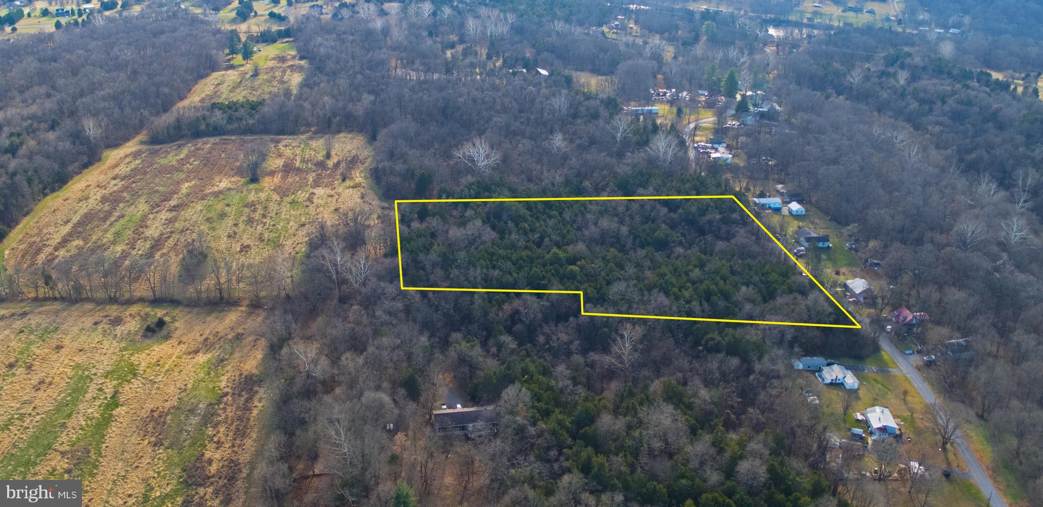 8103 Avis Mill Road Williamsport, MD 21795 - Photo 7 of 34 a view of outdoor space