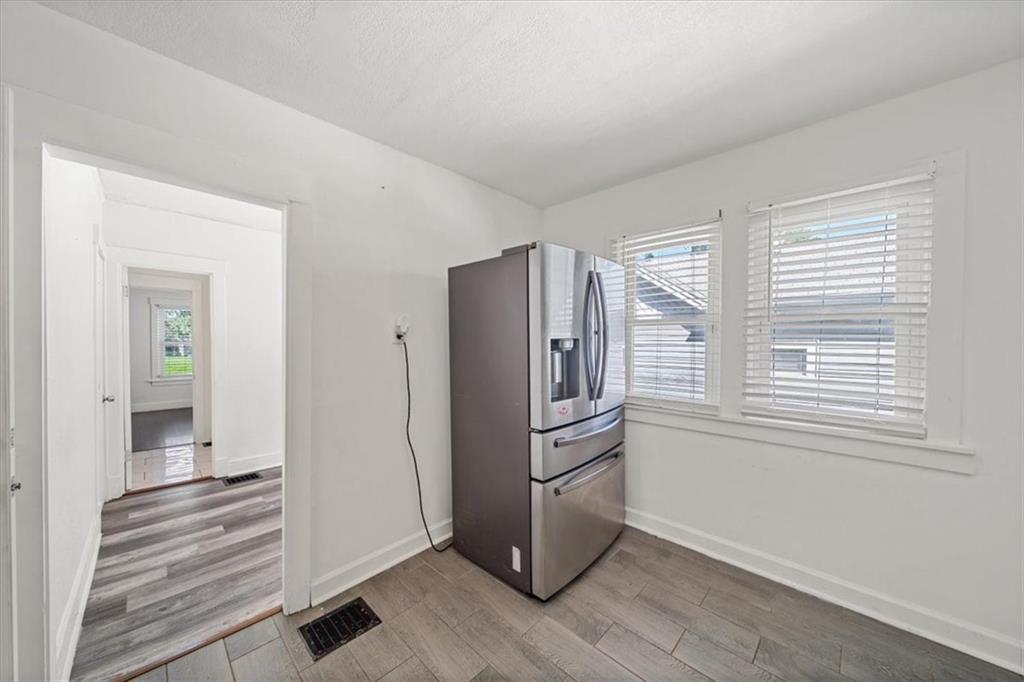 1410 West College Street Independence, MO 64050 - Photo 11 of 17