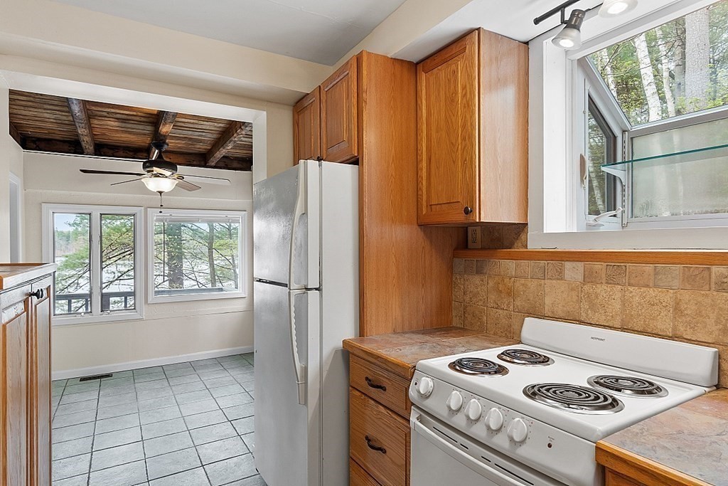 5 Baron Way Littleton, MA 01460 - Photo 9 of 30 Gallery Image 9