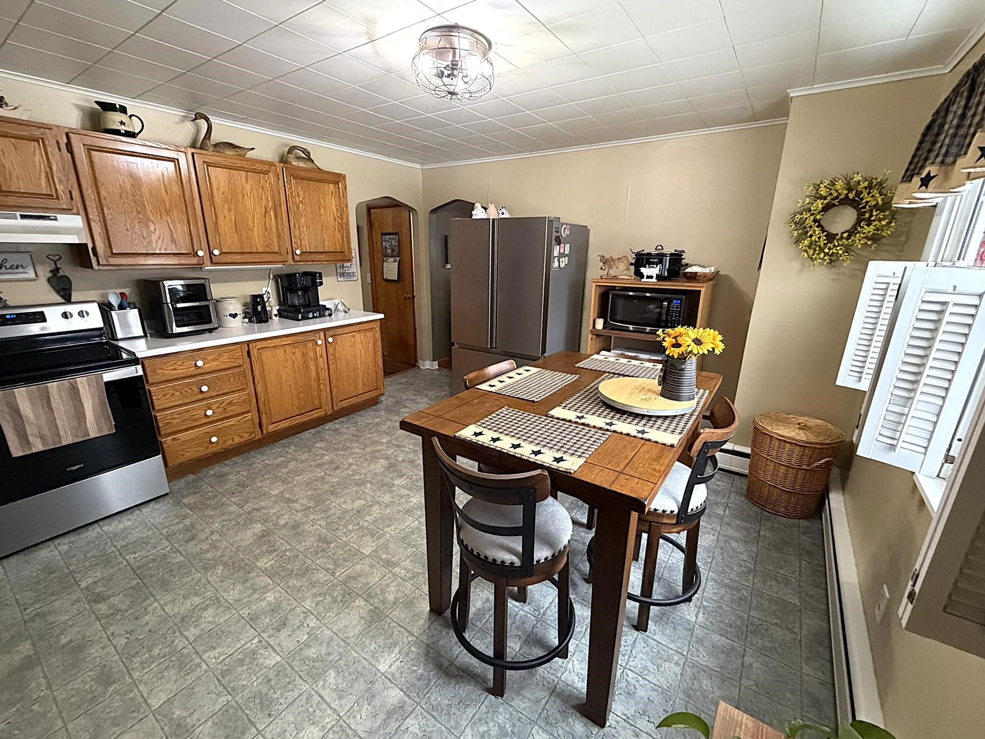 730 6th Avenue Berlin, NH 03570 - Photo 5 of 54