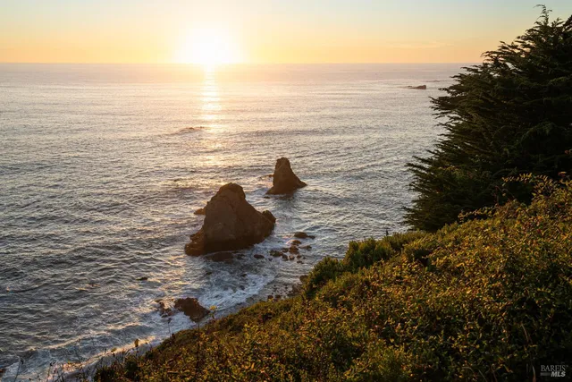 $3,310,000 | Undisclosed Address, Albion, CA 95410