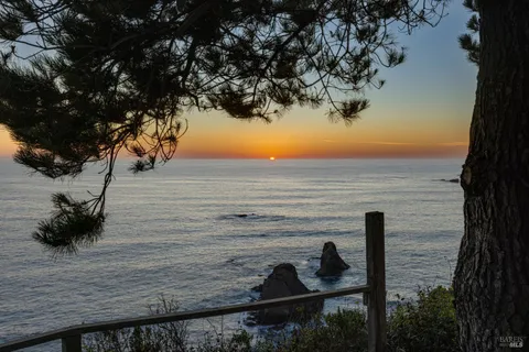 $3,310,000 | Undisclosed Address, Albion, CA 95410