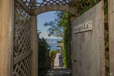 $3,310,000 | Undisclosed Address, Albion, CA 95410