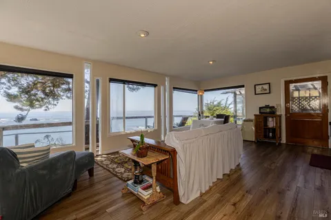 $3,310,000 | Undisclosed Address, Albion, CA 95410