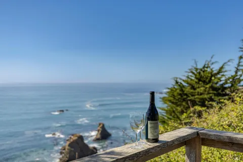 $3,310,000 | Undisclosed Address, Albion, CA 95410