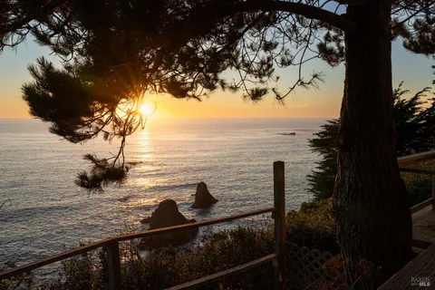 $3,310,000 | Undisclosed Address, Albion, CA 95410