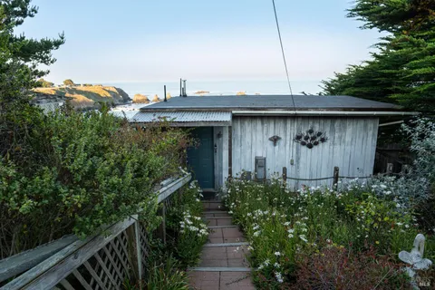 $3,310,000 | Undisclosed Address, Albion, CA 95410