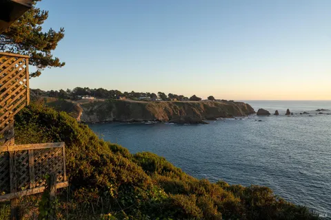 $3,310,000 | Undisclosed Address, Albion, CA 95410