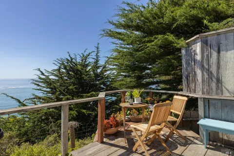 $3,310,000 | Undisclosed Address, Albion, CA 95410