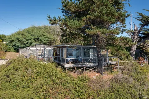 $3,310,000 | Undisclosed Address, Albion, CA 95410