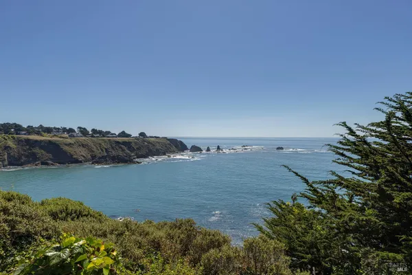 $3,310,000 | Undisclosed Address, Albion, CA 95410