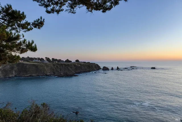 $3,310,000 | Undisclosed Address, Albion, CA 95410