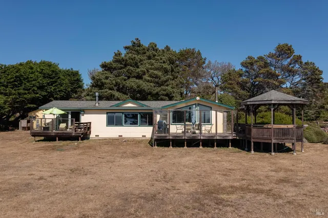 $3,310,000 | Undisclosed Address, Albion, CA 95410