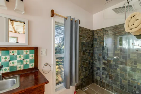 $3,310,000 | Undisclosed Address, Albion, CA 95410