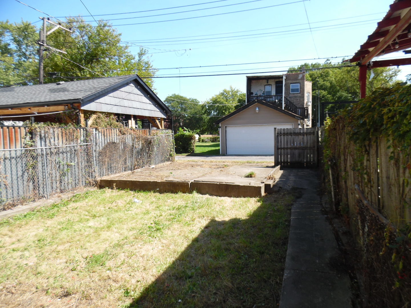 5605 South Justine Street Chicago, IL 60636 - Photo 3 of 11