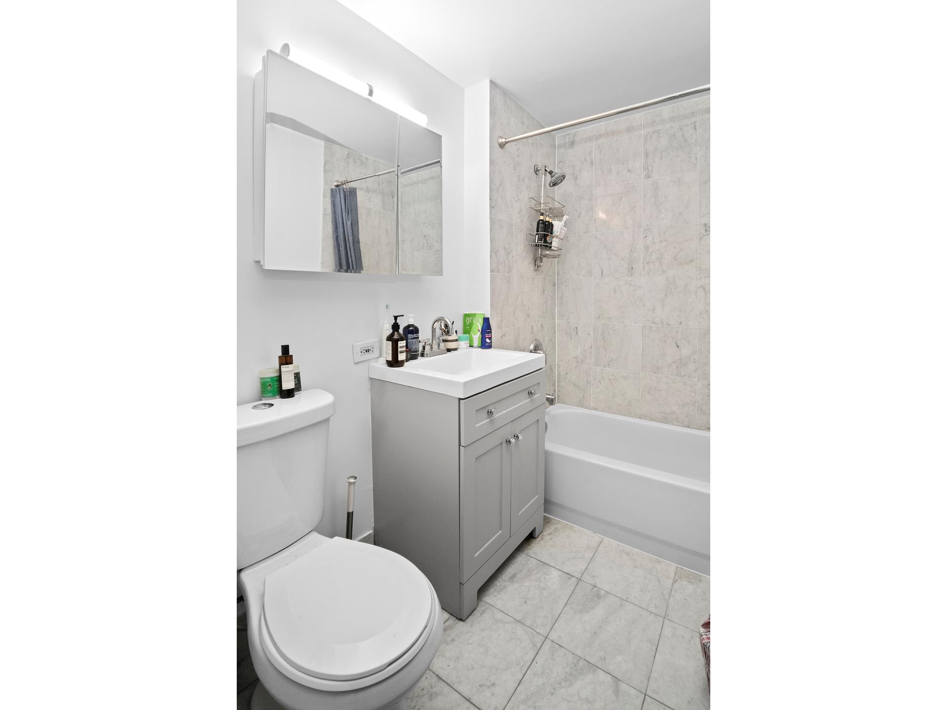 199 Bowery, Unit 8D Manhattan, NY 10002 - Photo 5 of 11