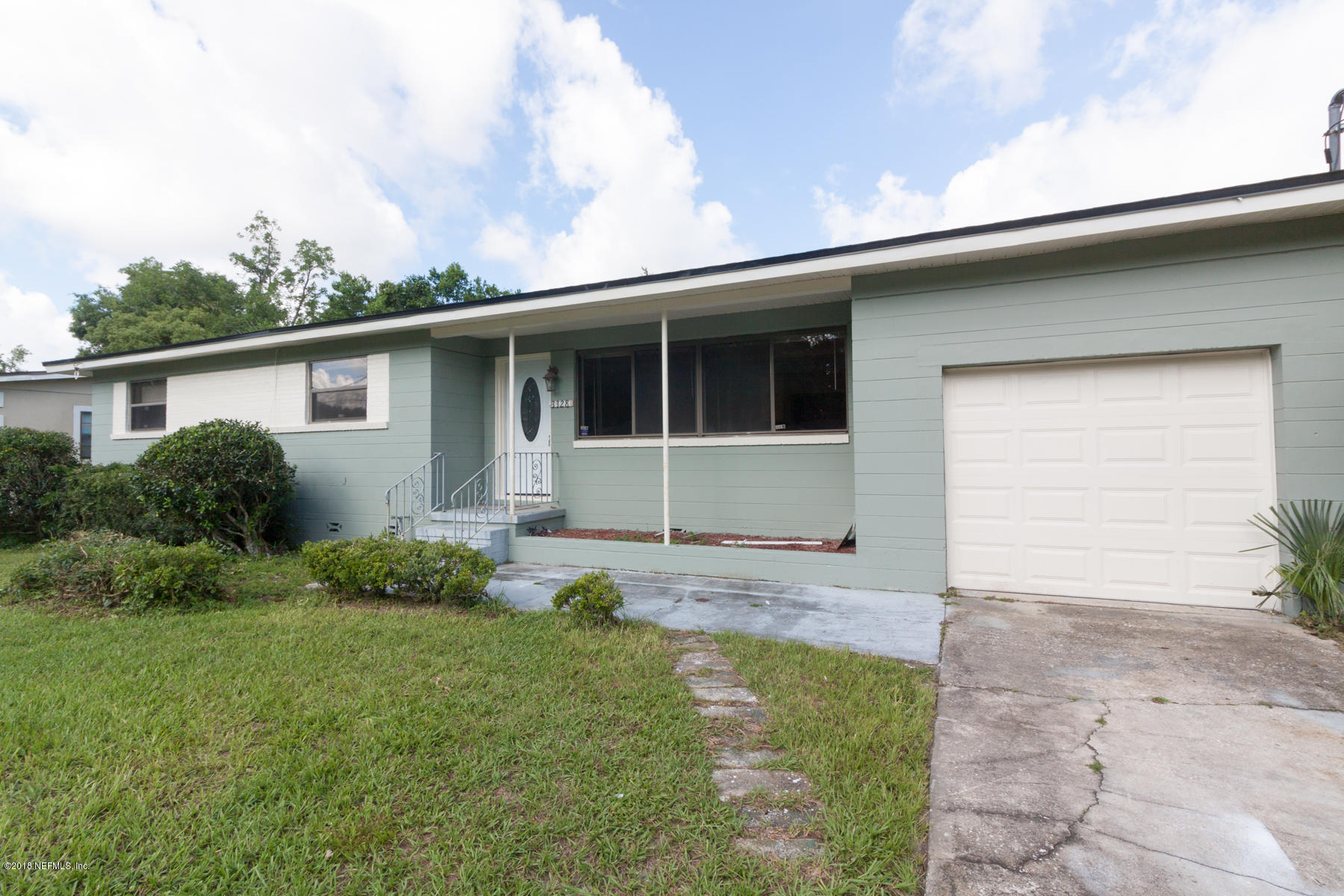 3328 Peeler Road Jacksonville, FL 32277 - Photo 4 of 35 Entrance