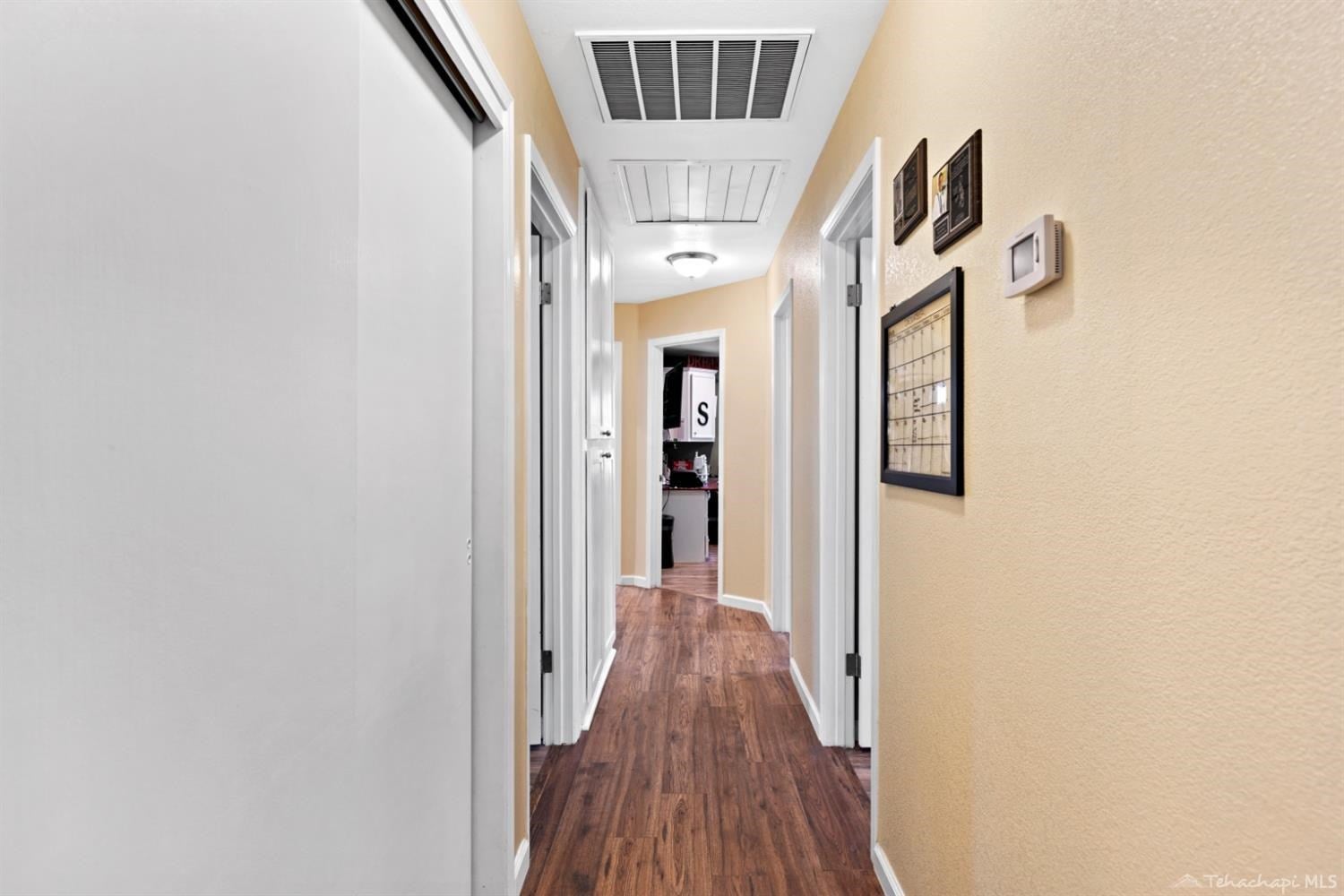 26000 Bear Valley Road Tehachapi, CA 93561 - Photo 14 of 47 Gallery Image 14