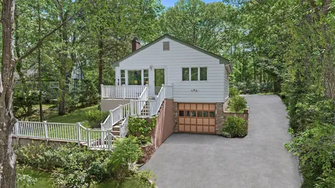 $1,350,000 | 45 Wickatuck Drive, Sag Harbor, NY 11963