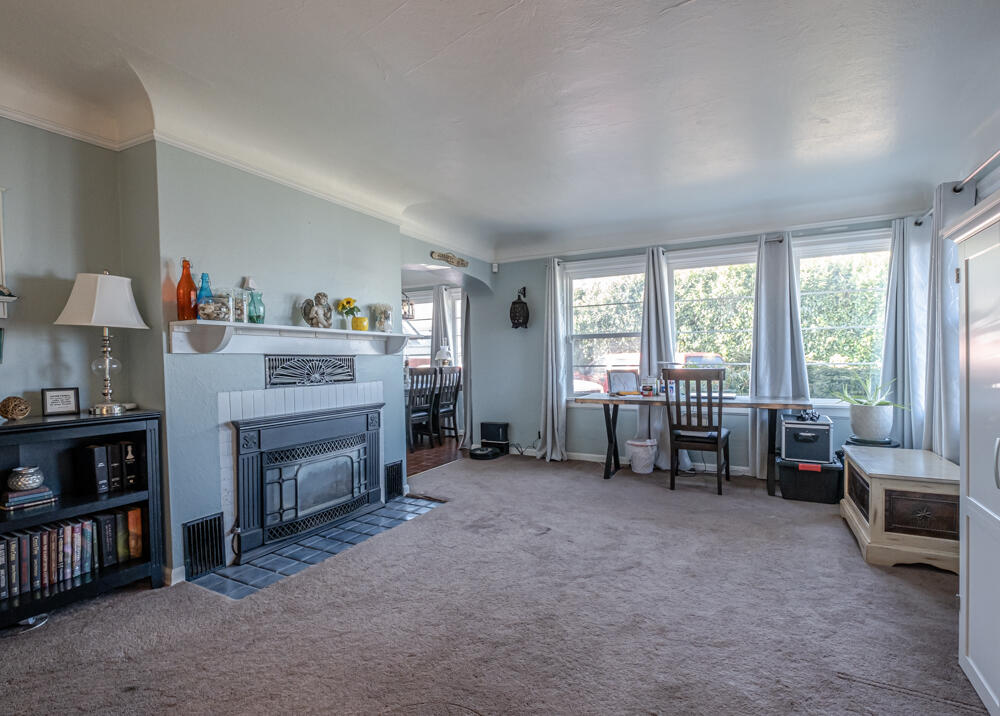 1005 4th Street Tillamook, OR 97141 - Photo 6 of 35 1005 4th St-8