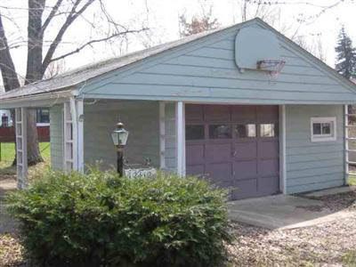 12412 Tuscola Road Clio, MI 48420 - Photo 3 of 10 20135061-2.JPG