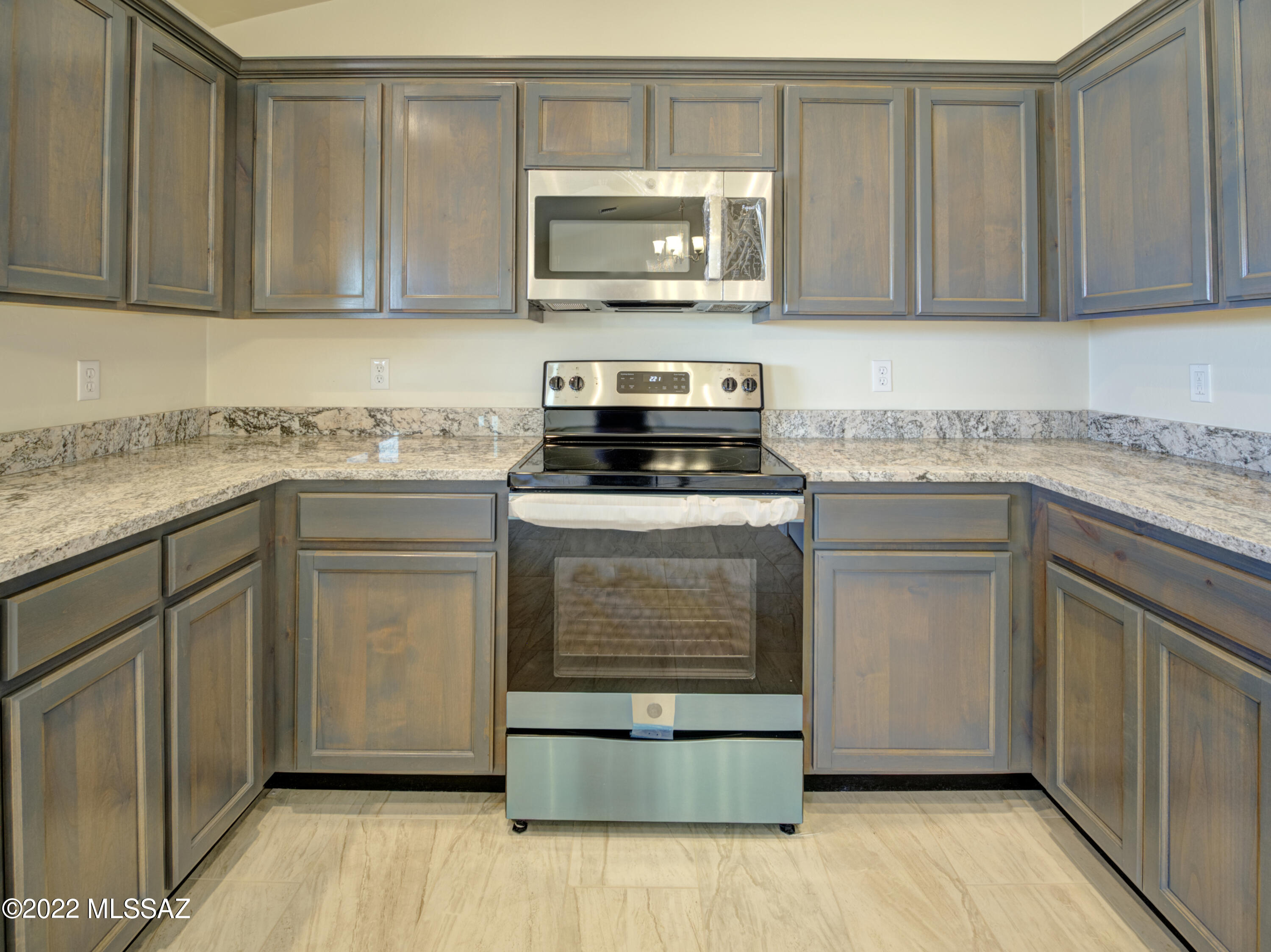 1649 Círculo Ballena Rio Rico, AZ 85648 - Photo 6 of 13