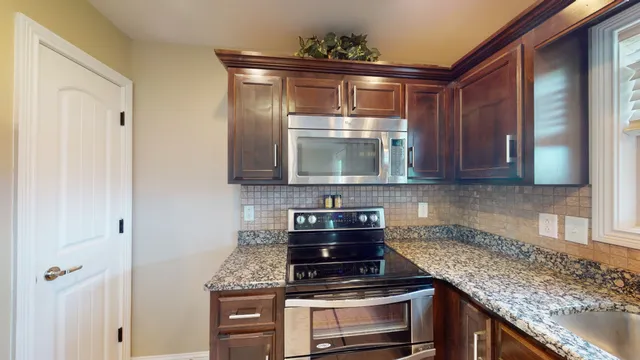 $2,550 | 1769 Springhaven Drive, Clarksville, TN 37042