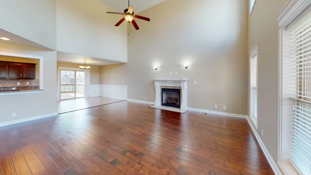 $2,550 | 1769 Springhaven Drive, Clarksville, TN 37042