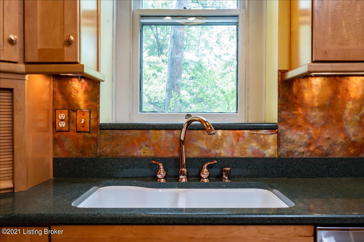 1207 Cherokee Road Louisville, KY 40204 - Photo 18 of 44 AA Cherokee Kitchen 20