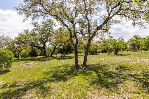 $275,000 | 4318 Park Drive, Lago Vista, TX 78645