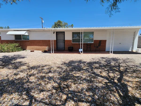 $355,000 | 5225 East 26th Street, Tucson, AZ 85711