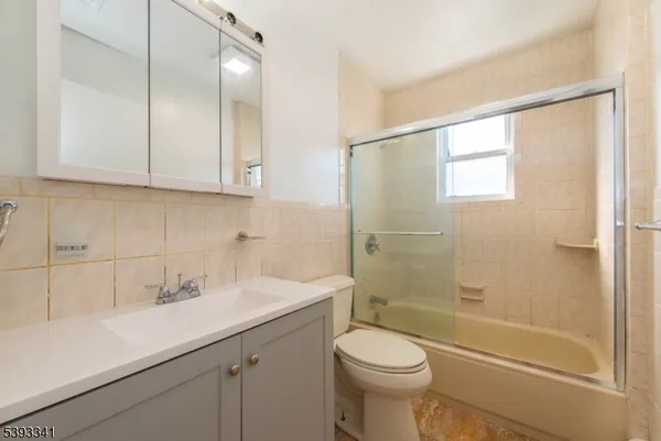 $4,995 | 12 Bond Place, North Arlington, NJ 07031