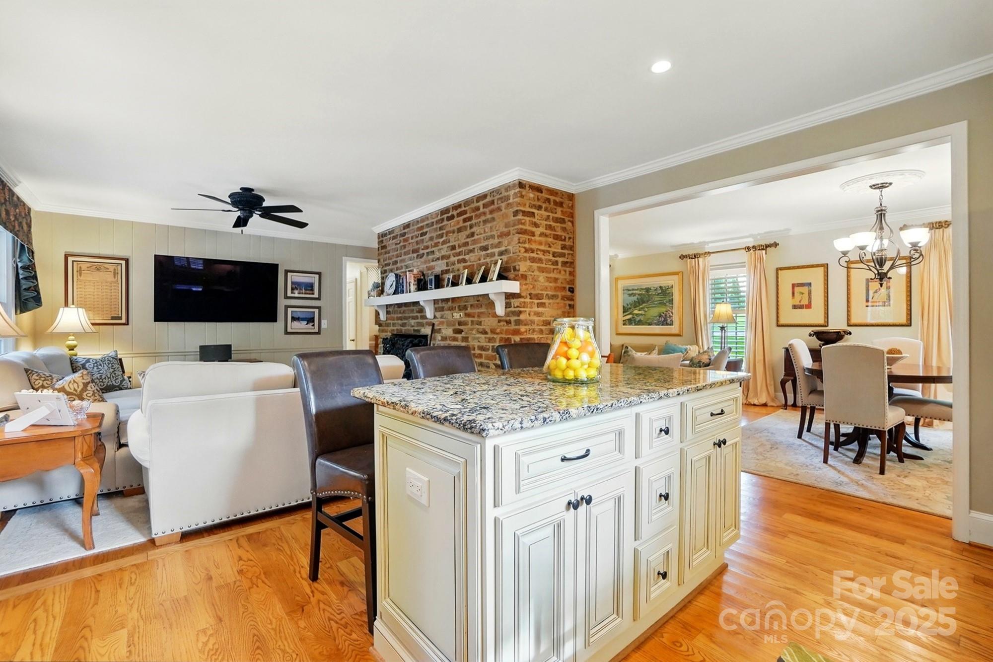 2025 Sagamore Road Charlotte, NC 28209 - Photo 12 of 48 Gallery Image 12