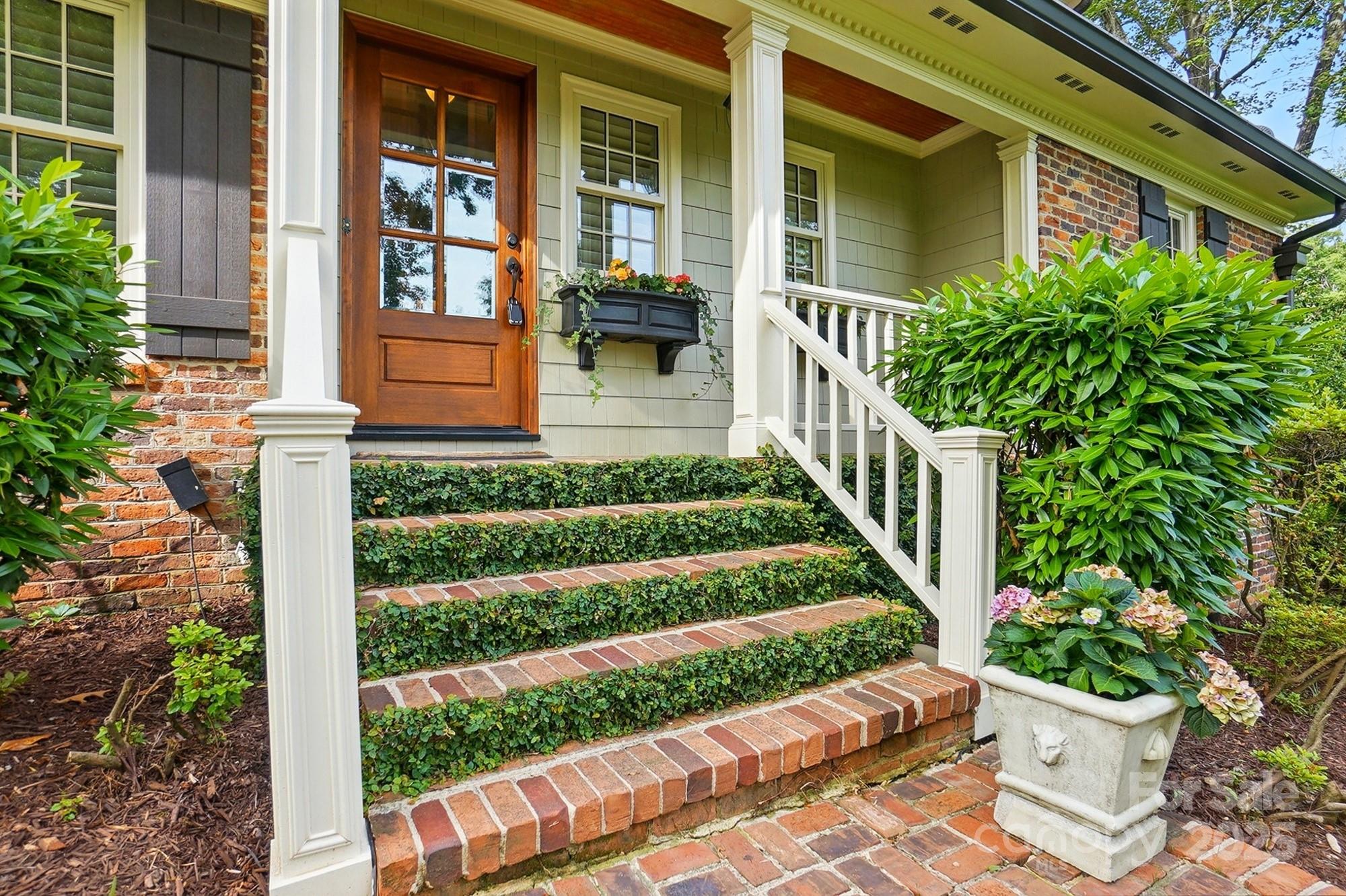 2025 Sagamore Road Charlotte, NC 28209 - Photo 3 of 48 Gallery Image 3