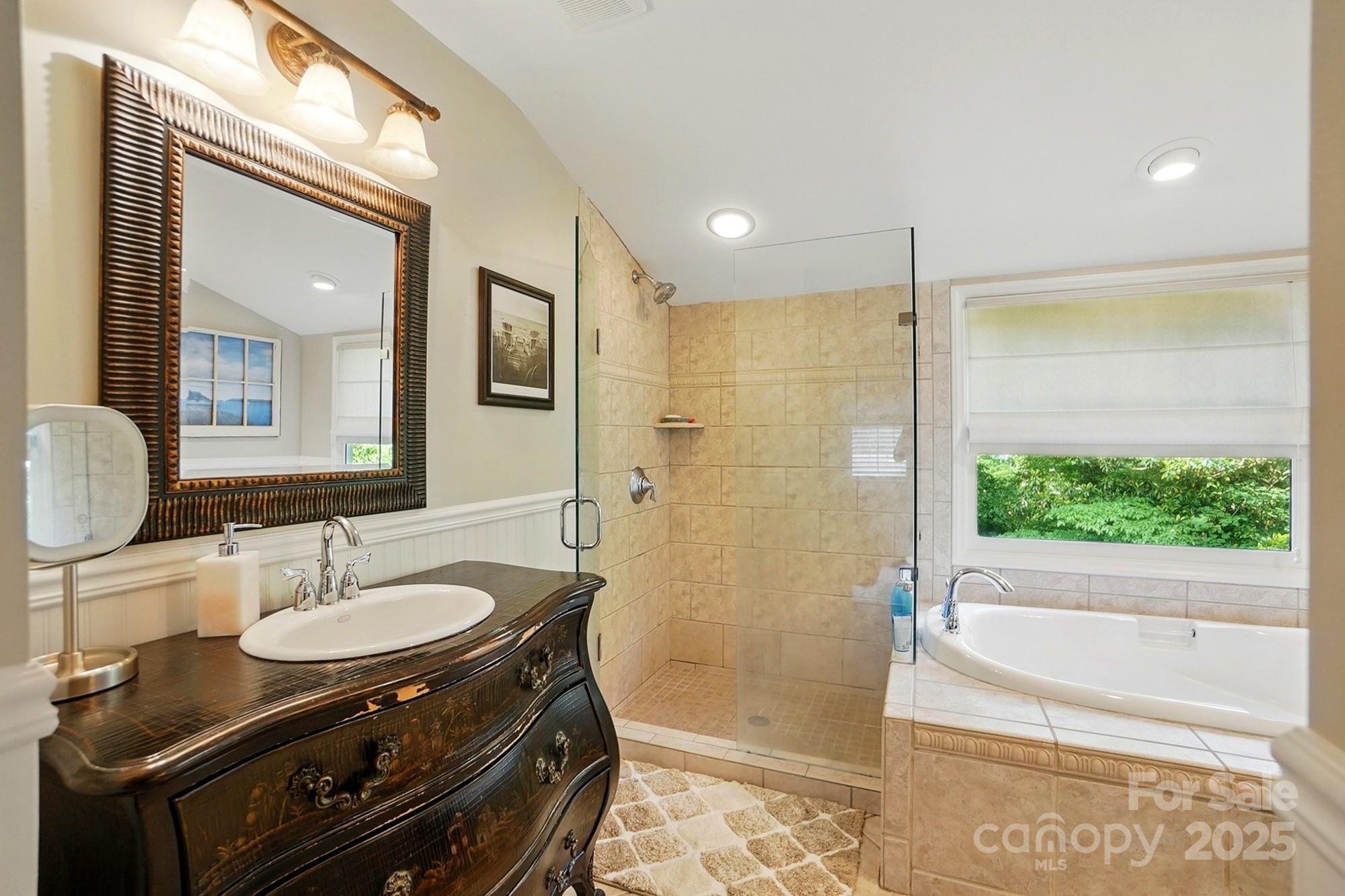 2025 Sagamore Road Charlotte, NC 28209 - Photo 31 of 48 Gallery Image 31