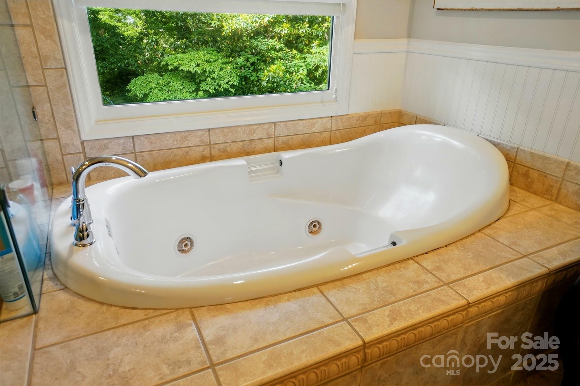 2025 Sagamore Road Charlotte, NC 28209 - Photo 33 of 48 Gallery Image 33
