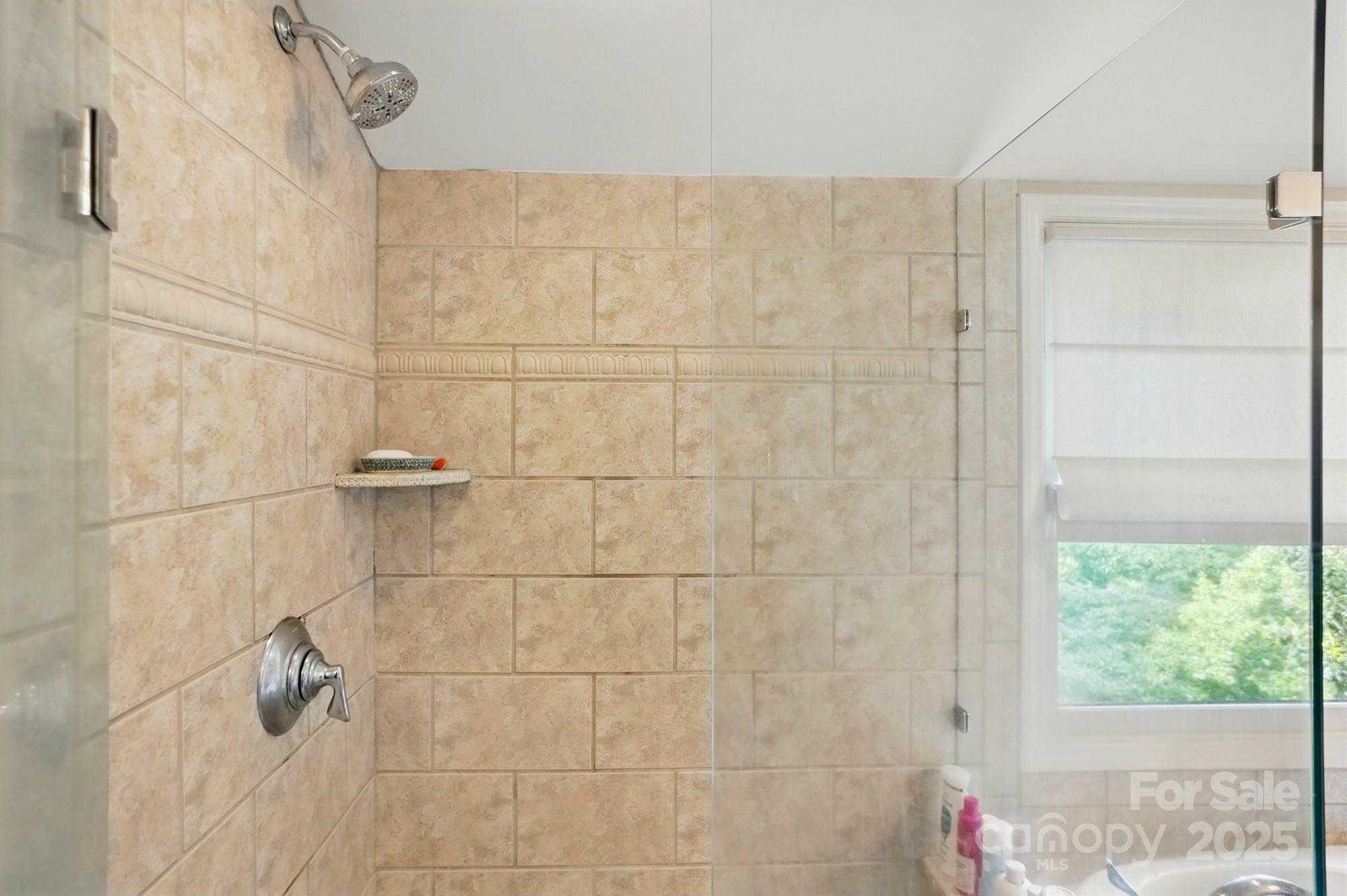 2025 Sagamore Road Charlotte, NC 28209 - Photo 34 of 48 Gallery Image 34